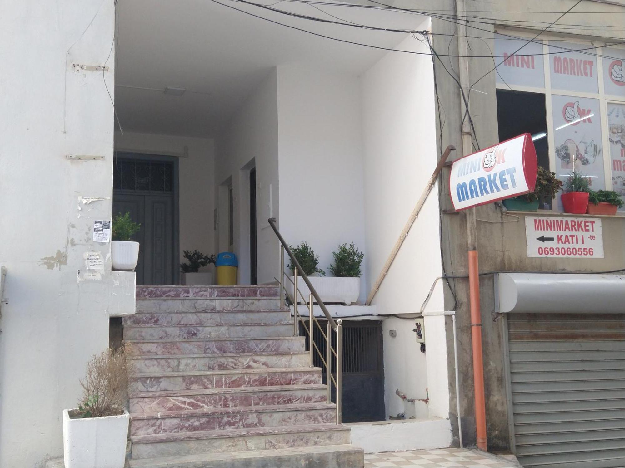 Durazzo Vollga 2 Apartment Durres Ngoại thất bức ảnh